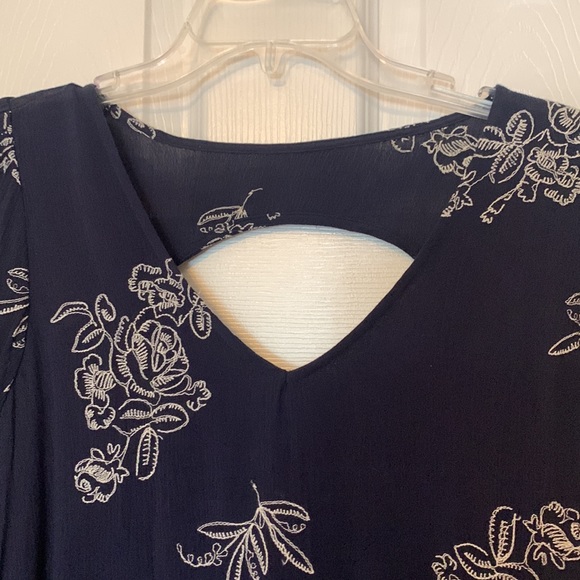 Navy/White Long Sleeve Flowy Embroidered Floral Dress - Picture 3 of 5
